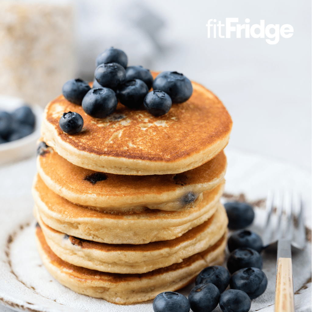 Blueberry Banana Pancakes - fitFridge